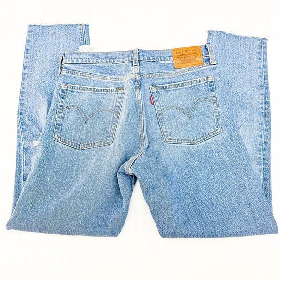 Levi's Wedgie Light Wash Denim Jeans Faded Distressed Ripped Button Fly Size 27 - Picture 5 of 9